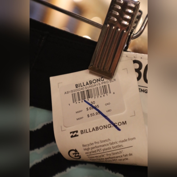 Billabong Hybrid Board Shorts - Picture 6 of 7